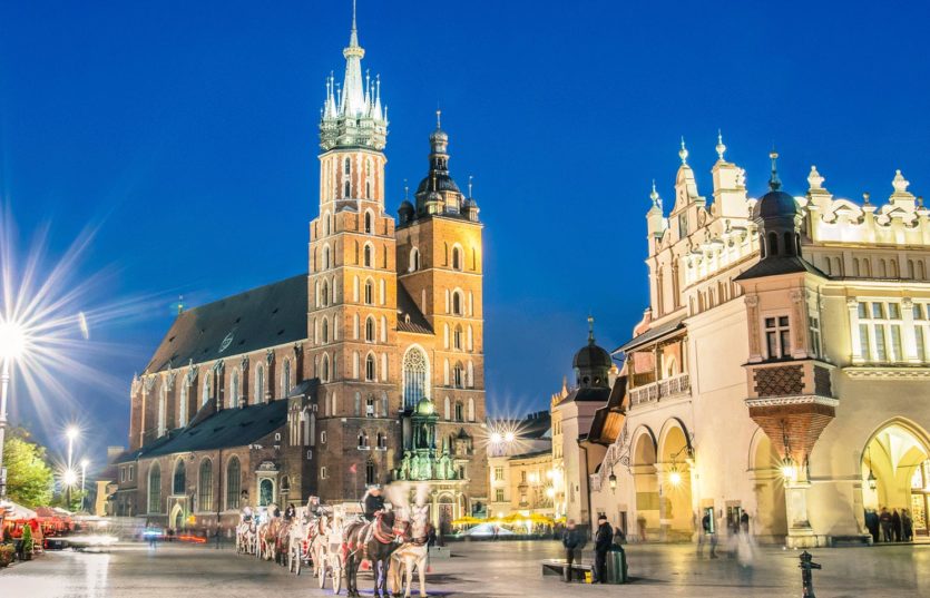 Автобусный тур в Польшу на Новый год без ночных переездов Новый год в сердце Кракова
