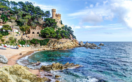 Автобусный тур в Европу + пляжный отдых в Испании Европейские столицы и Замки Луары + отдых в Испании